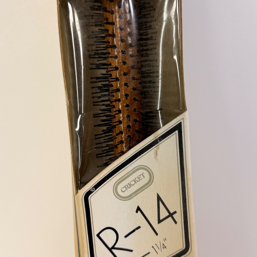 Cricket R-14 Small 1.25" Round Hair Brush Fiberglass Bristles Vintage New in Box